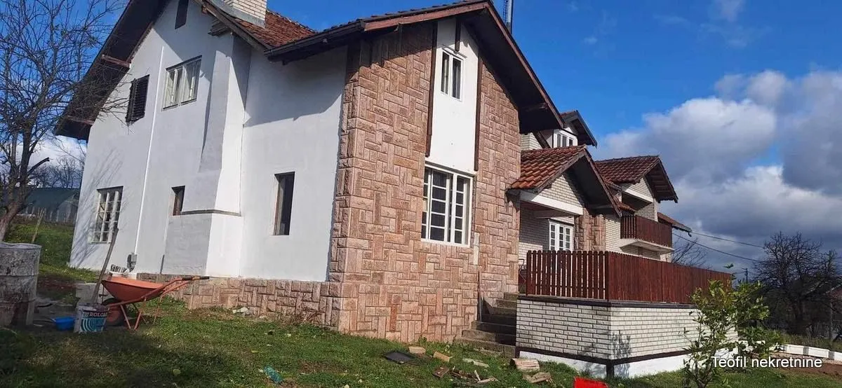 Prodaja, kuća, 479m², Ljig, Srbija