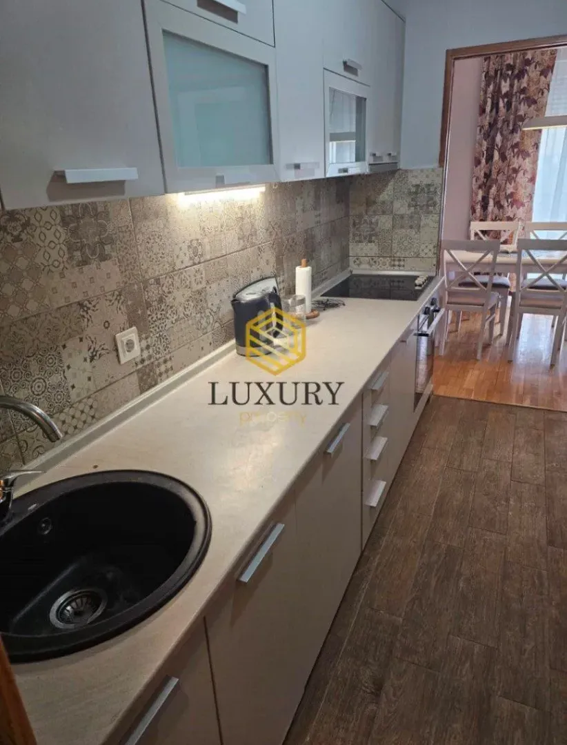 Izdavanje, trosoban stan, 90m², Ljubović, Podgorica