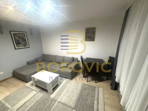 Rent, one bedroom apartment, 34m², Stari Grad, Beograd - image 2