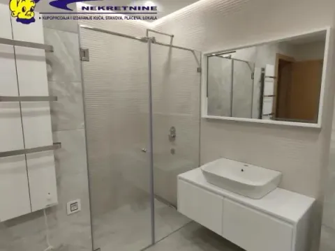 Prodaja, kuća, 181m², Sremska Kamenica, Petrovaradin - image 14