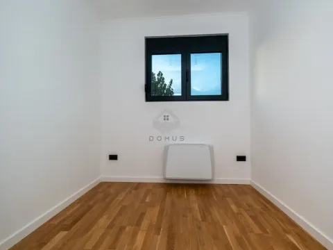 Rent, house, 180m², Donja Gorica, Podgorica - image 32