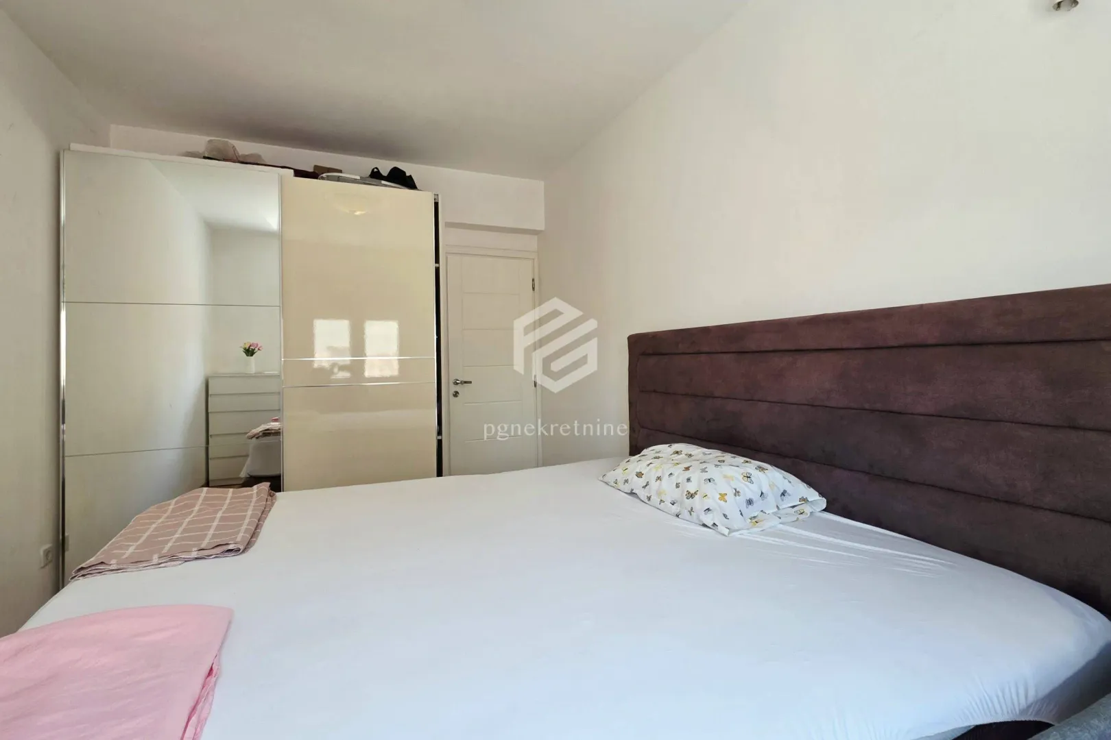 Rent, one bedroom apartment, 44m², Stari Aerodrom, Podgorica