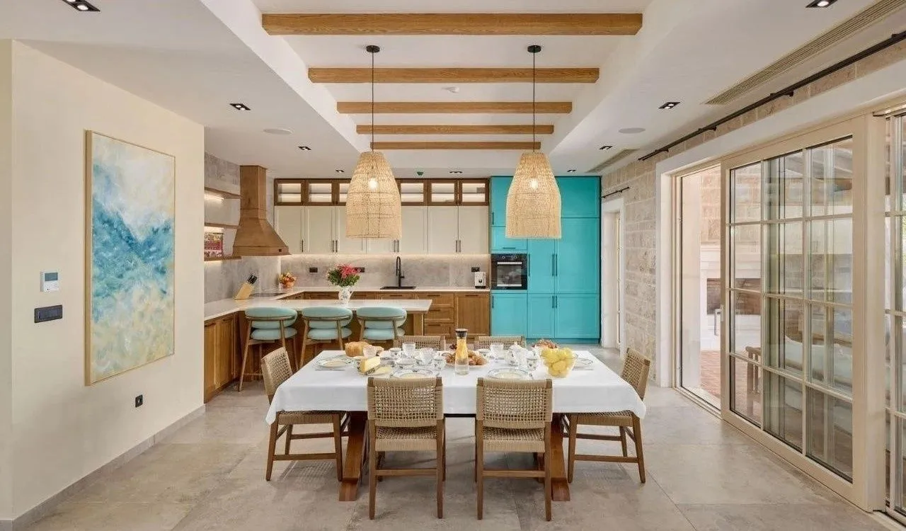 Sale, house, 800m², Žanjice, Herceg Novi
