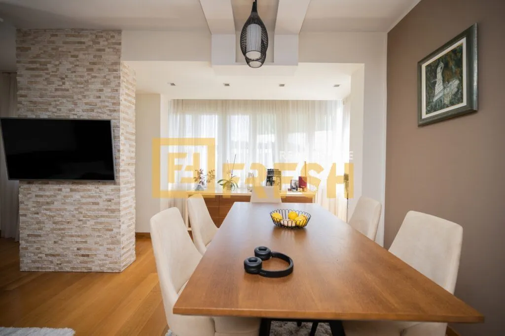 Prodaja, četvorosoban stan, 154m², Zabjelo, Podgorica