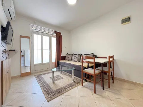 Rent, apartment, 26m², Stari Aerodrom, Podgorica - image 3