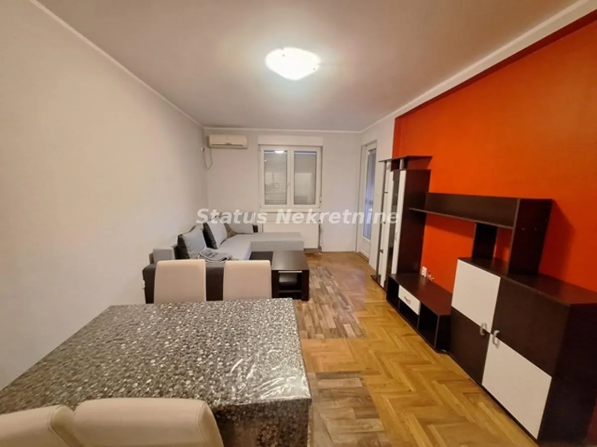 Izdavanje, dvosoban stan, 44m², Nova Detelinara, Novi Sad Sve Podlokacije
