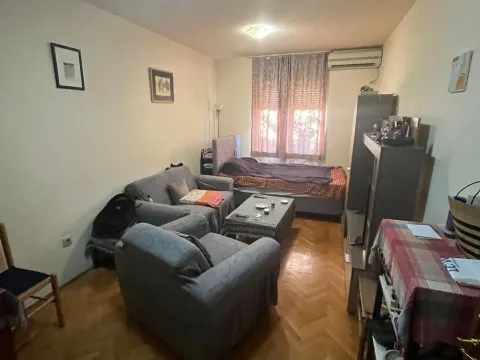 Prodaja, jednosoban stan, 43m², Blok 6, Podgorica - image 4