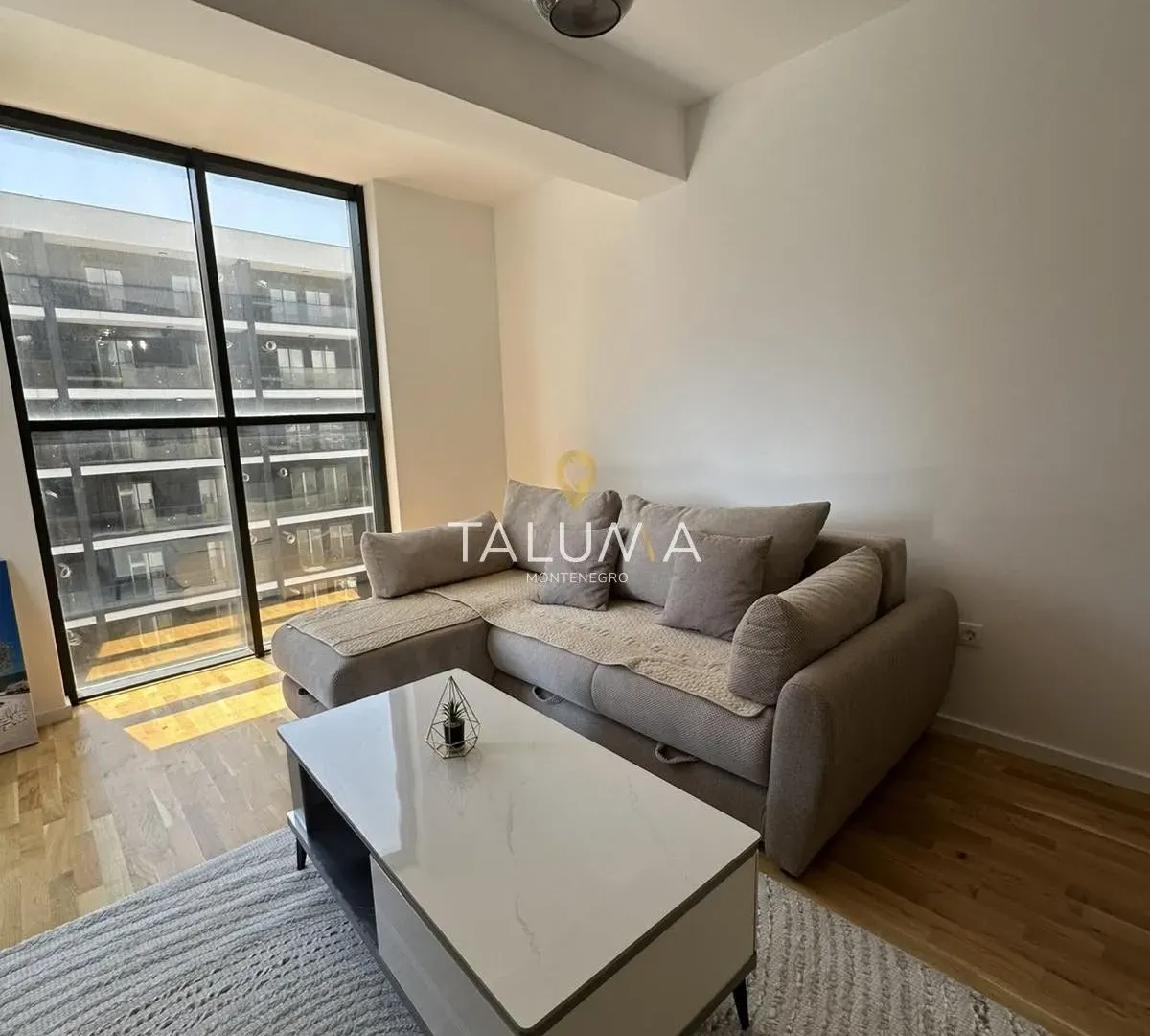 Rent, two bedroom apartment, 64m², Stari Aerodrom, Podgorica