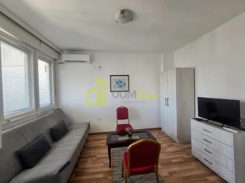 Rent, studio apartment, 30m², Centar, Podgorica - image 6