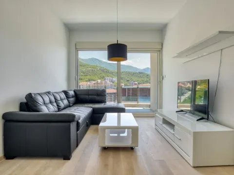 Izdavanje, jednosoban stan, 66m², Bečići, Budva - image 4