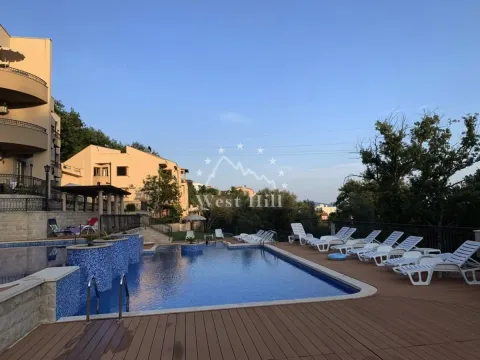 Sale, one bedroom apartment, 95m², Herceg Novi, Crna Gora - image 4