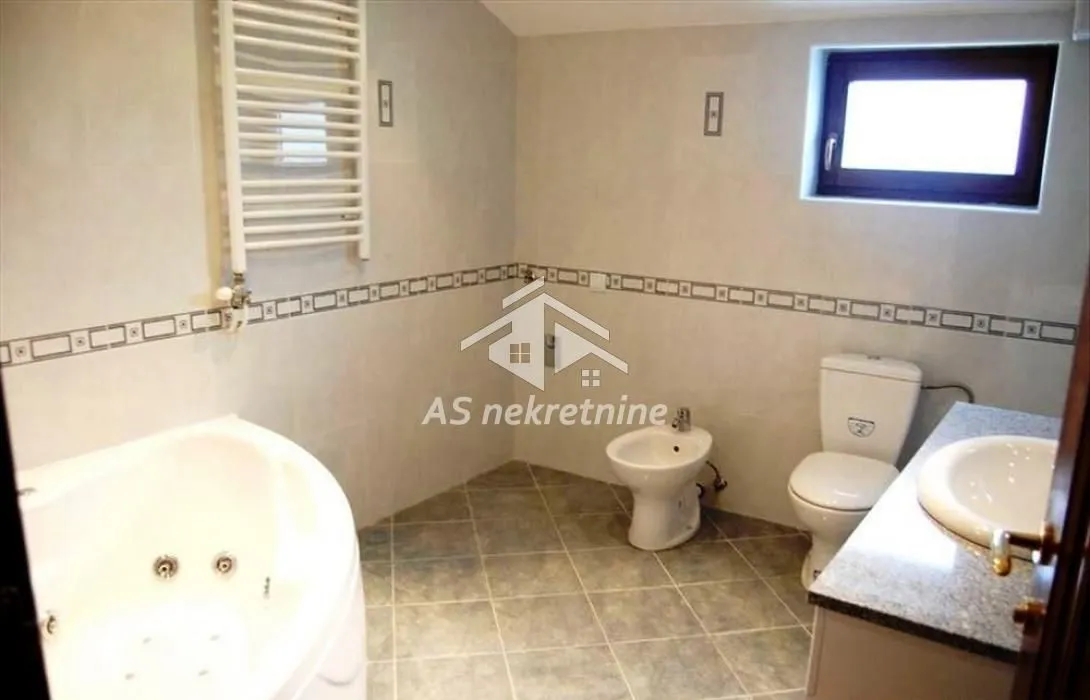 Rent, apartment, 250m², Savski Venac, Beograd