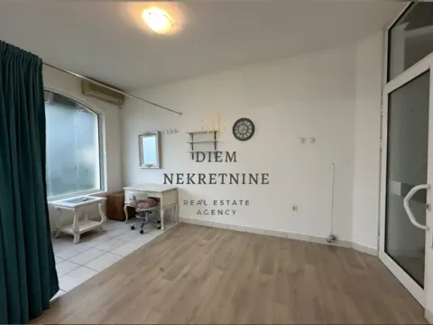 Izdavanje, poslovni prostor, 39m², Podgorica, Crna Gora - image 5