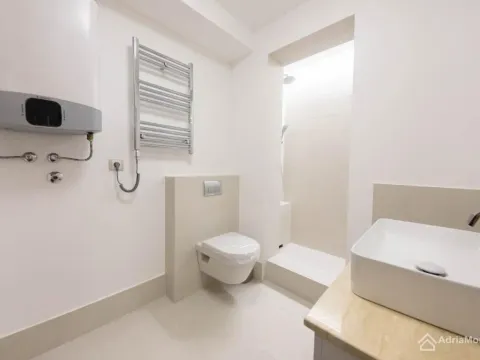 Prodaja, jednosoban stan, 49m², Tivat, Crna Gora - image 14