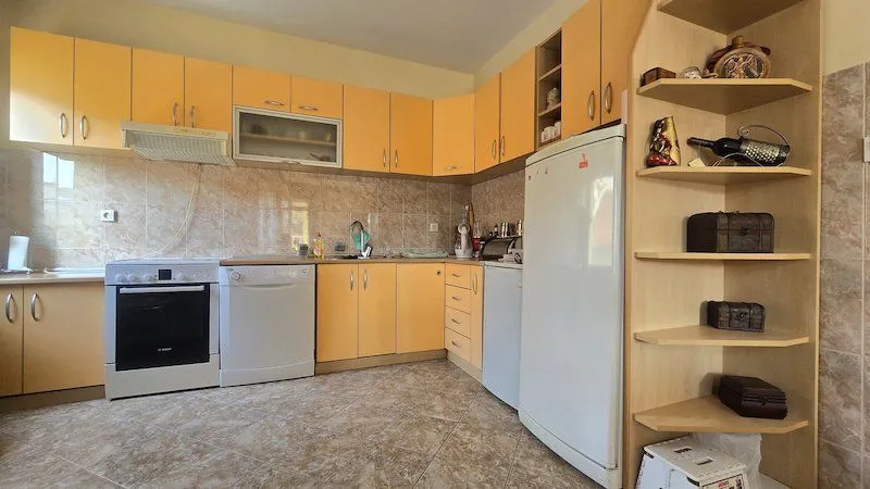 Prodaja, stan, 109m², Momišići, Podgorica