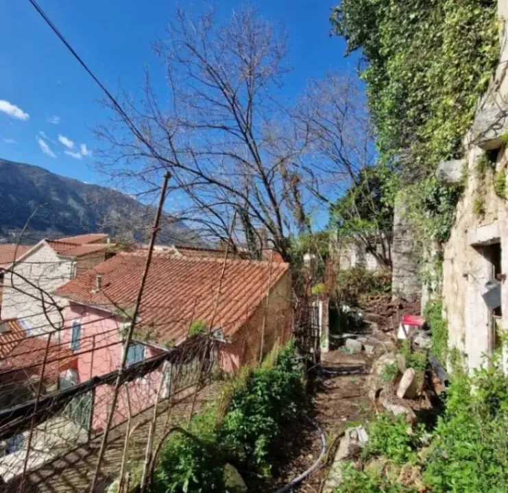 Sale, house, 132m², Grad, Kotor
