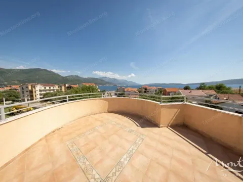 Sale, two bedroom apartment, 84m², Bijela, Herceg Novi
