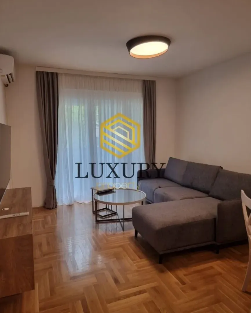 Rent, apartment, 47m², Stari Aerodrom, Podgorica