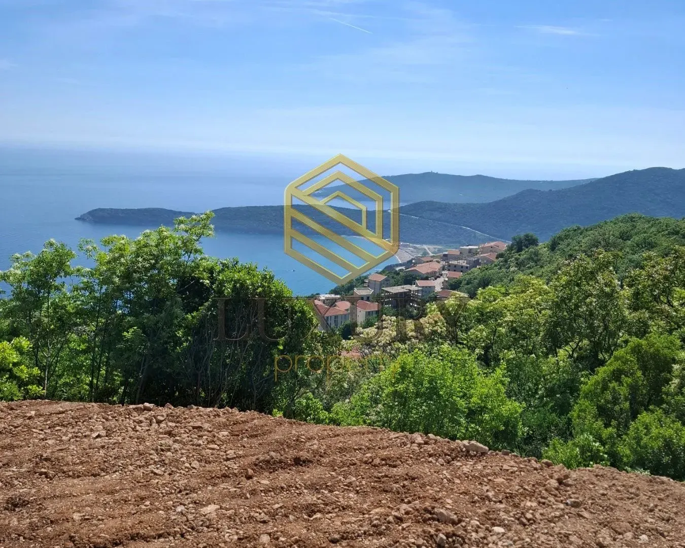 Prodaja, plac, 1050m², Markovići, Budva