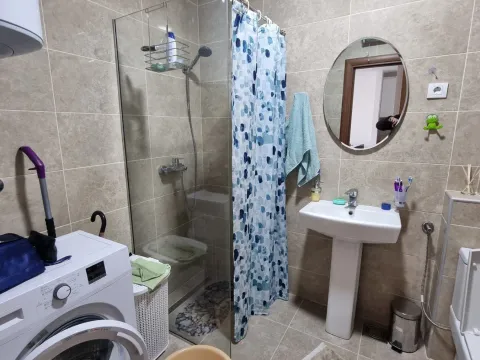 Izdavanje, jednosoban stan, 50m², Budva, Crna Gora - image 11