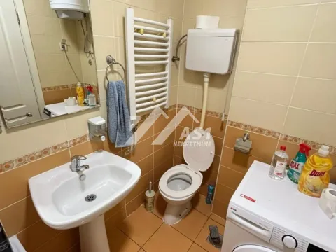 Izdavanje, četvorosoban stan, 67m², Grbavica, Novi Sad Sve Podlokacije - image 10