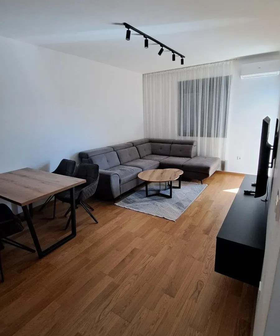 Prodaja, jednosoban stan, 45m², Podgorica, Crna Gora