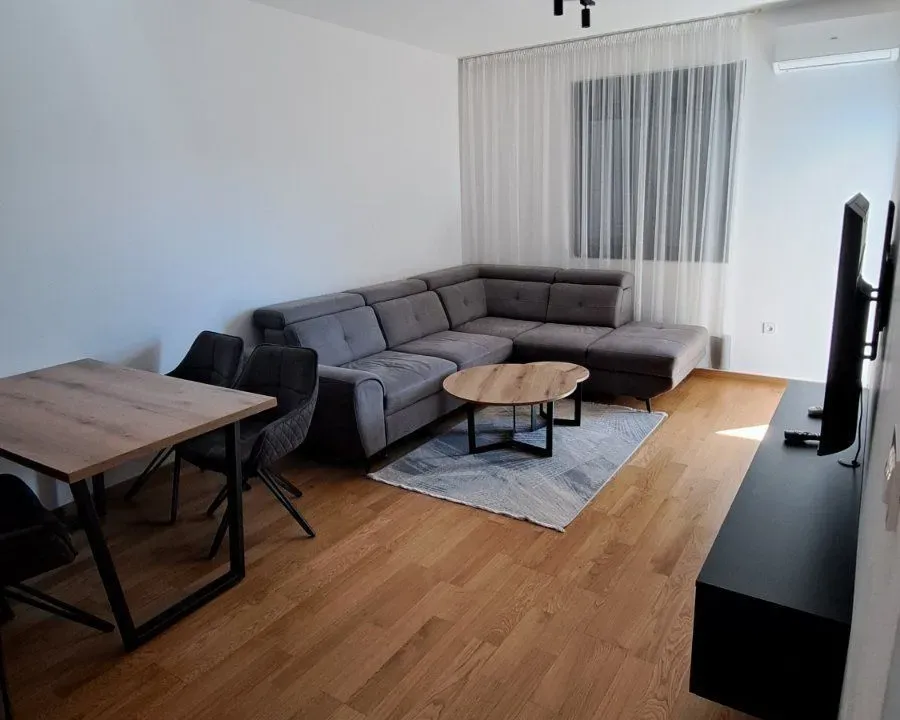 Prodaja, jednosoban stan, 45m², Podgorica, Crna Gora