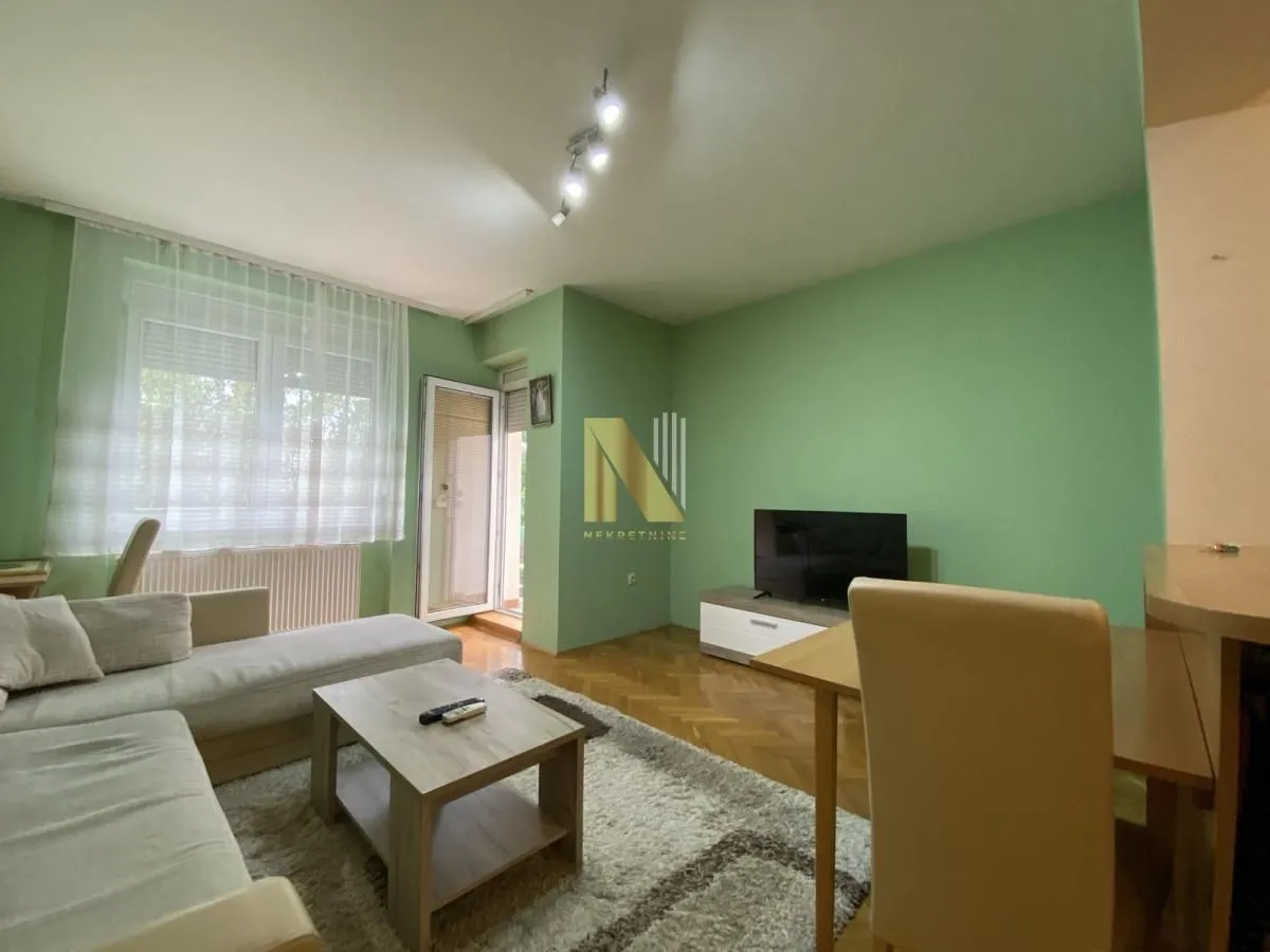 Izdavanje, dvosoban stan, 45m², Grbavica, Novi Sad Sve Podlokacije
