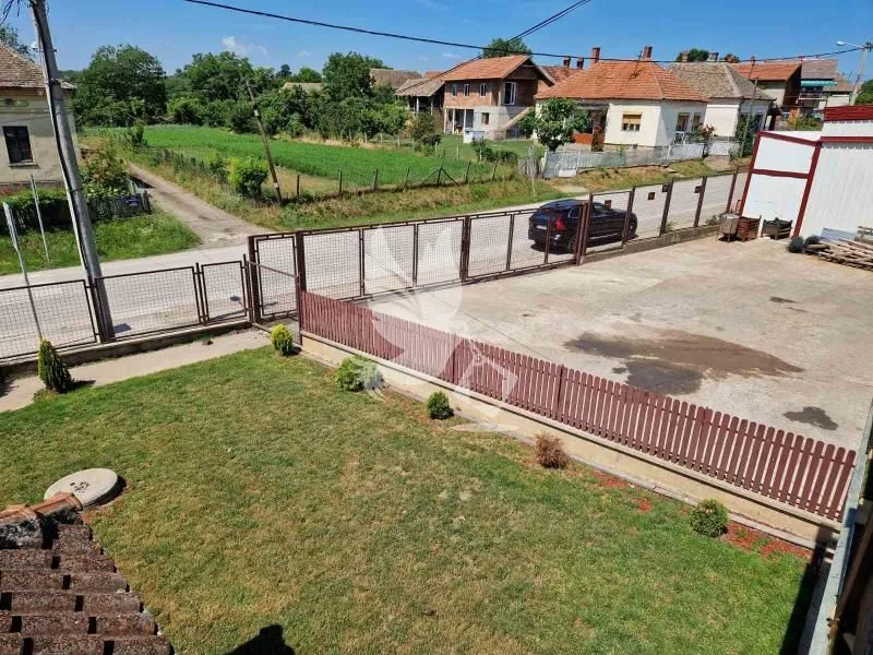 Prodaja, kuća, 716m², Velika Krsna, Mladenovac