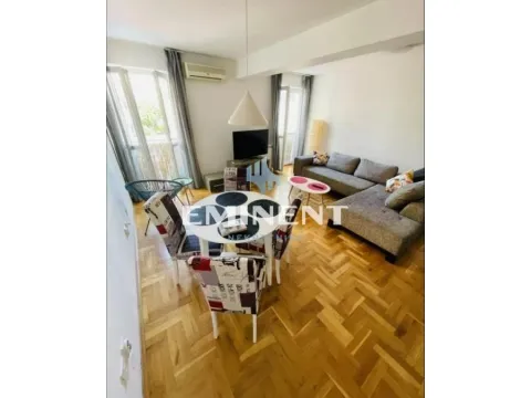 Izdavanje, trosoban stan, 61m², Lekino Brdo, Voždovac Sve Podlokacije - image 2