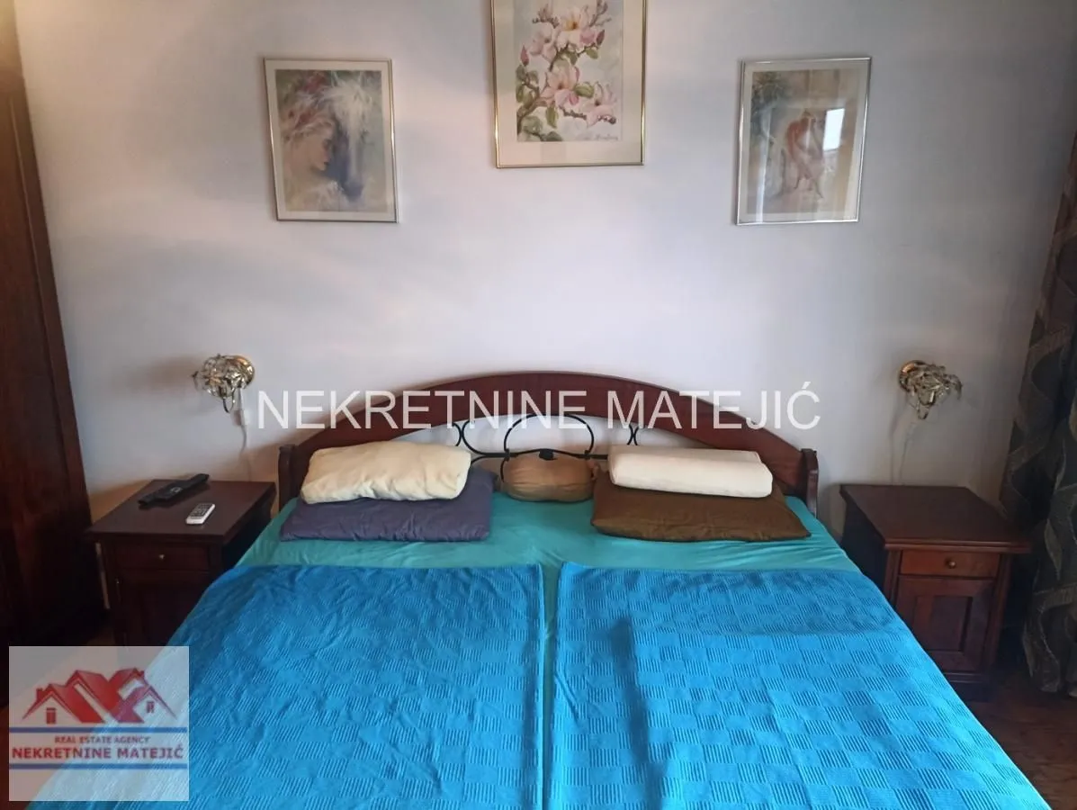 Prodaja, četvorosoban stan, 114m², Centar, Kragujevac
