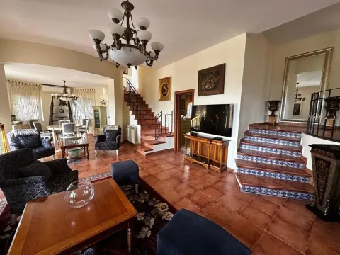 Sale, house, 943m², Budva, Crna Gora - image 9