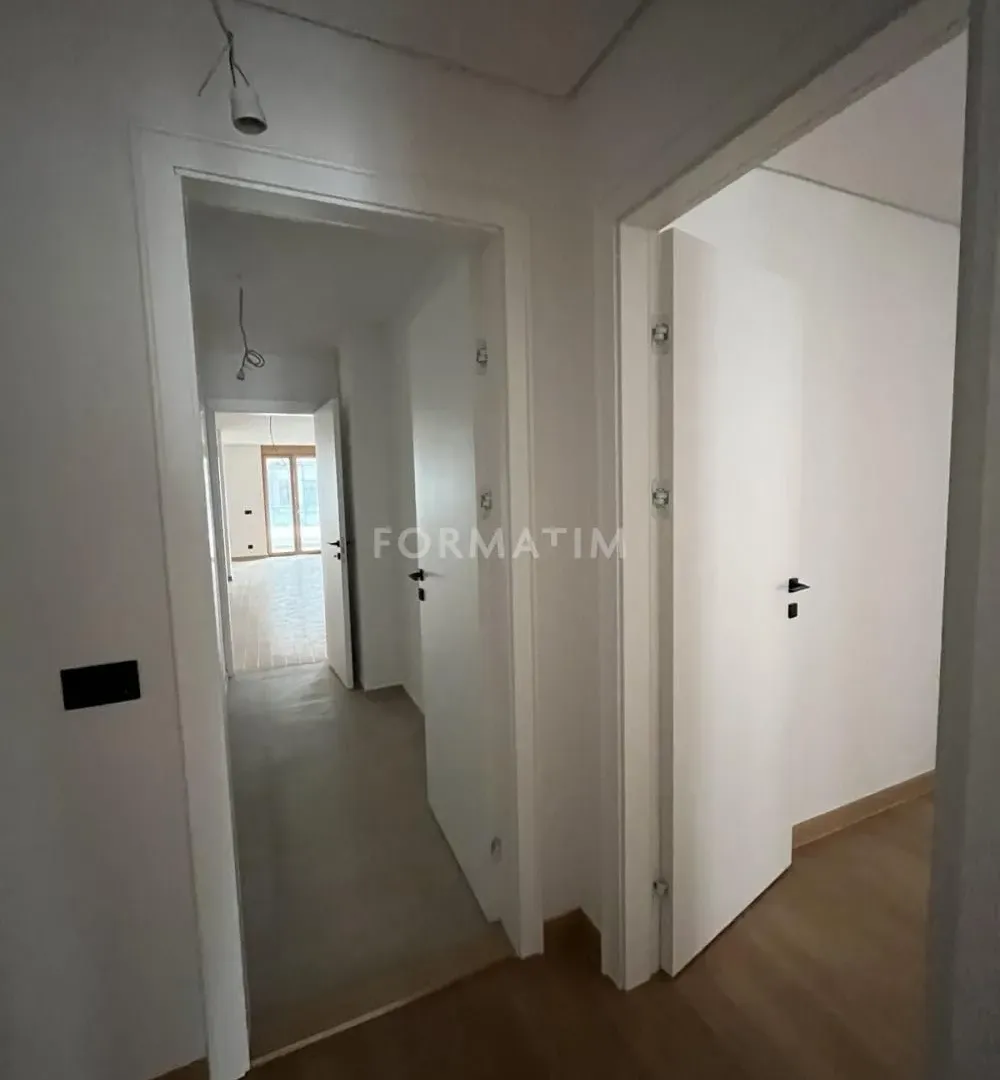 Prodaja, četvorosoban stan, 261m², Vračar Hram, Vračar Sve Podlokacije