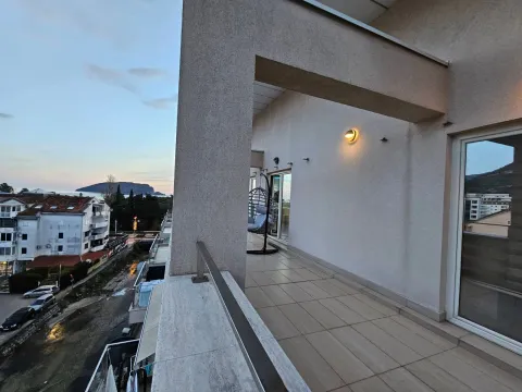 Sale, two bedroom apartment, 166m², Budva, Crna Gora - image 12