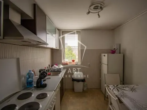 Prodaja, stan, 226m², Voždovac Sve Podlokacije, Beograd - image 2