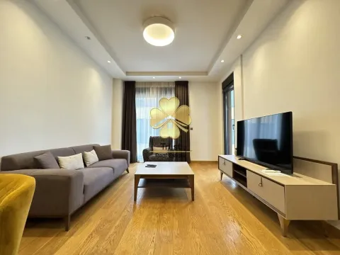 Izdavanje, jednosoban stan, 55m², Kruševac, Podgorica