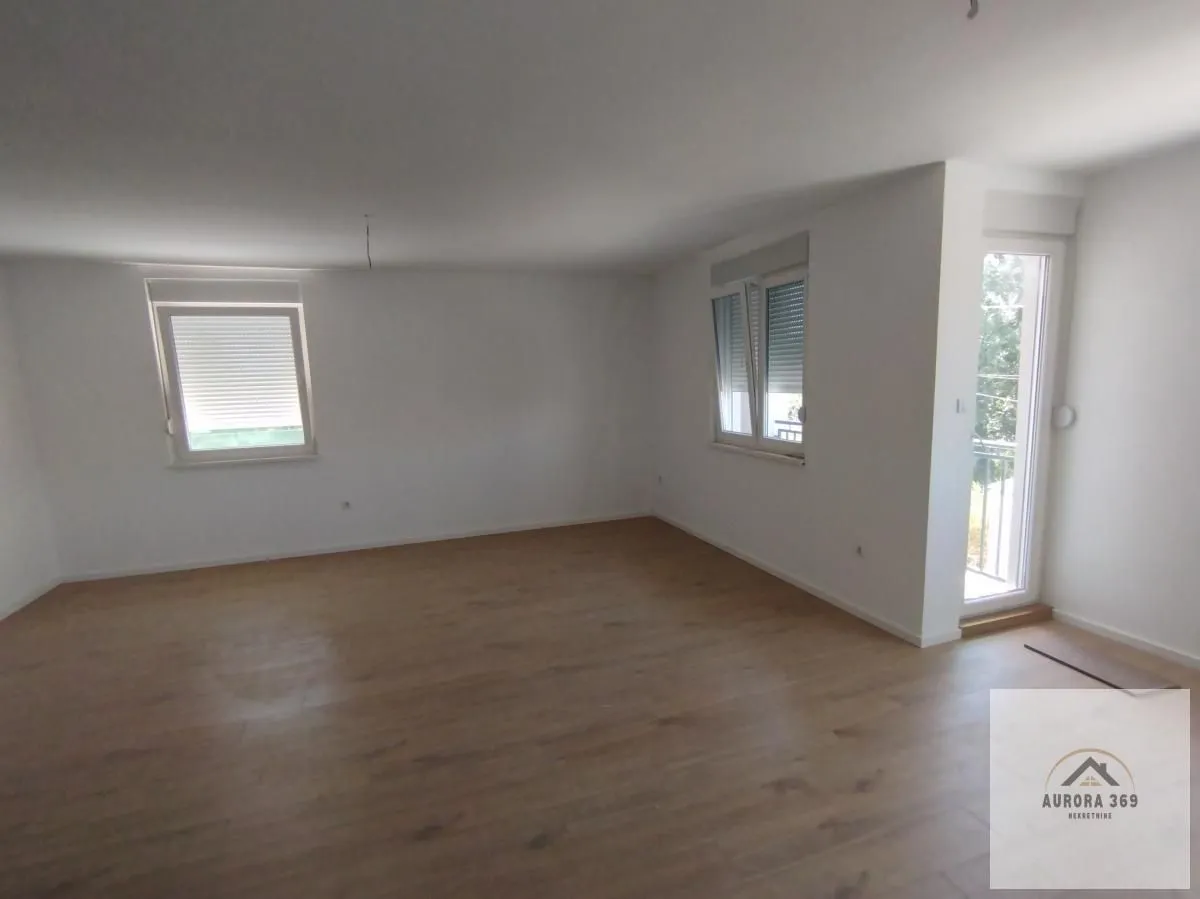 Sale, four bedroom apartment, 101m², Veternik, Novi Sad Sve Podlokacije