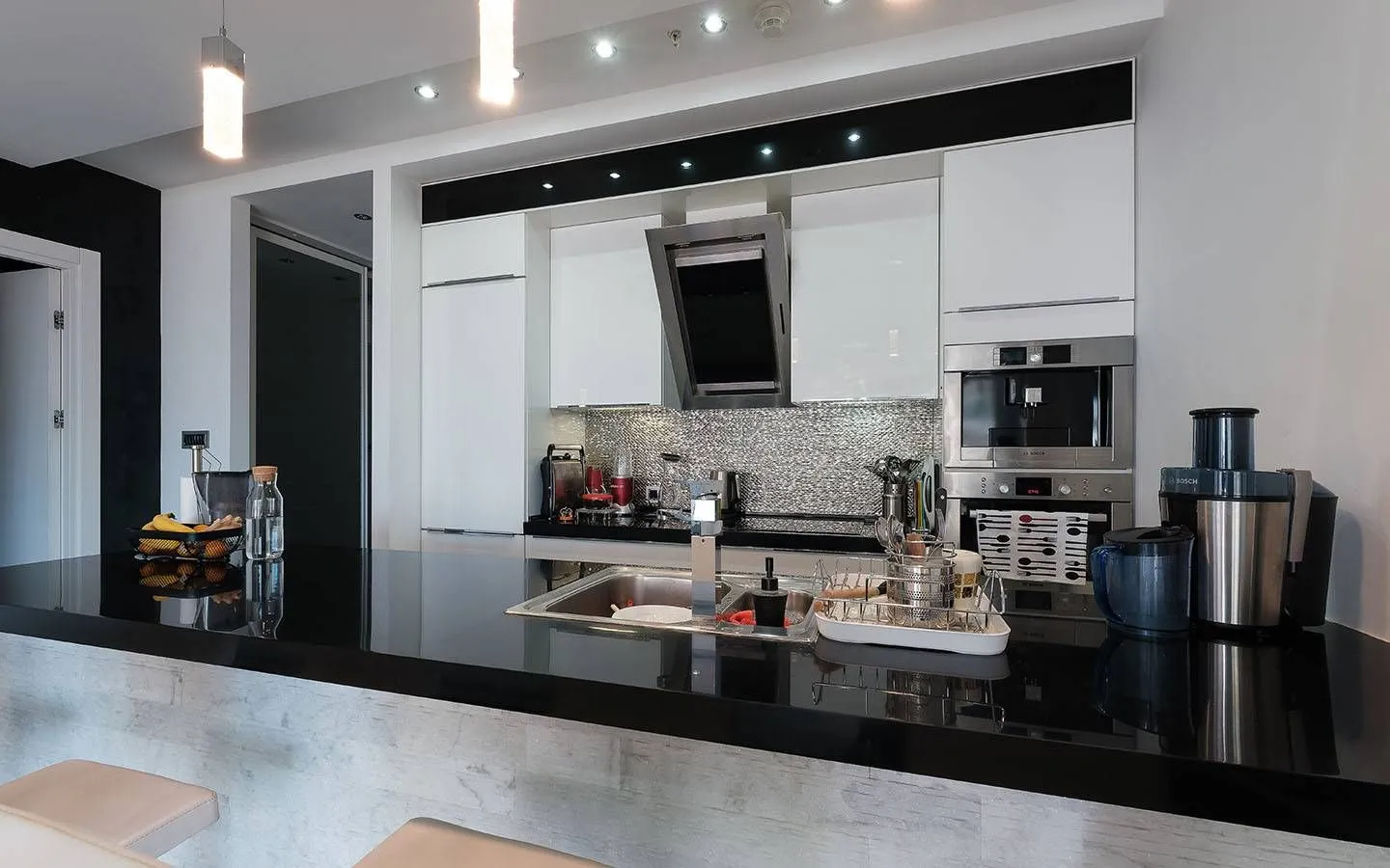 Prodaja, dvosoban stan, 104m², Tre Canne, Budva