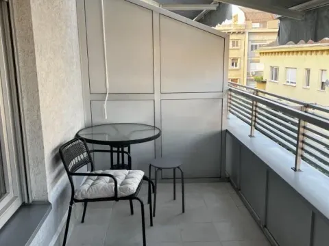 Izdavanje, dvosoban stan, 37m², Vračar Sve Podlokacije, Beograd - image 10