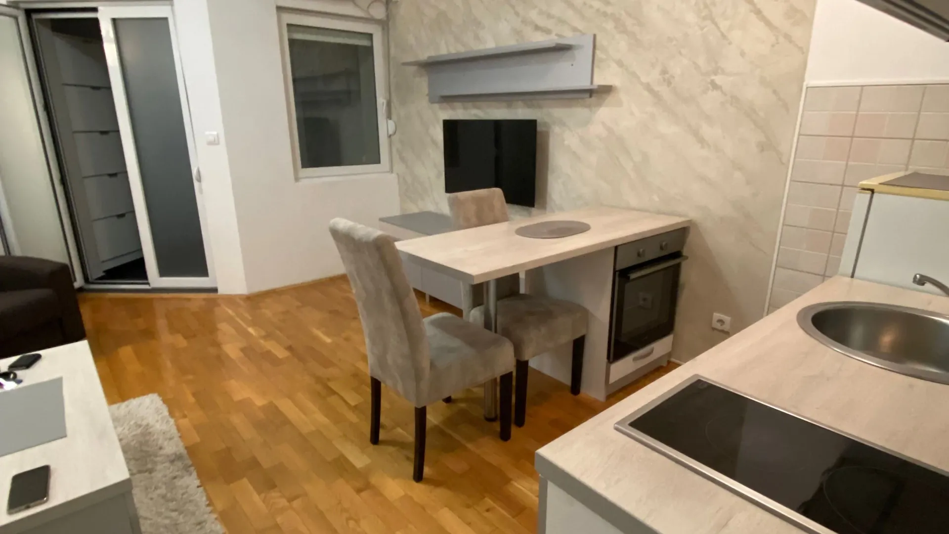 Rent, one bedroom apartment, 29m², Stari Aerodrom, Podgorica