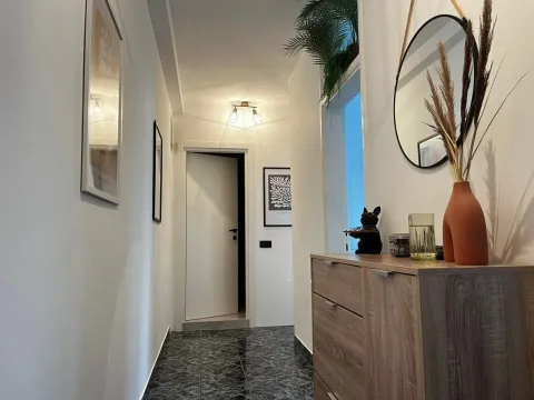 Sale, two bedroom apartment, 68m², Budva okolina, Budva - image 4