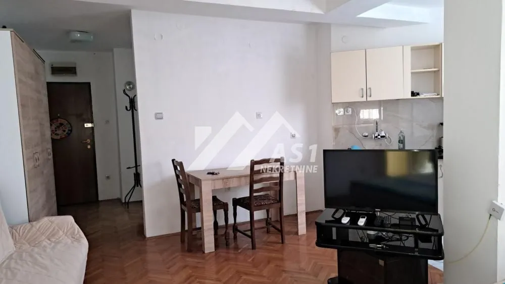 Izdavanje, stan, 37m², Novi Sad Sve Podlokacije, Novi Sad