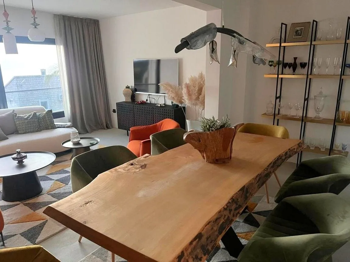 Sale, house, 257m², Kuljače, Budva
