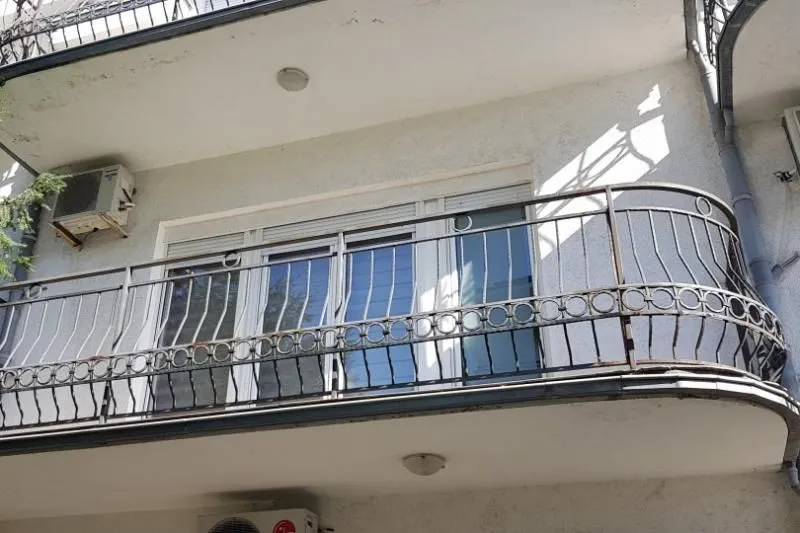 Izdavanje, kuća, 310m², Savski Venac, Beograd