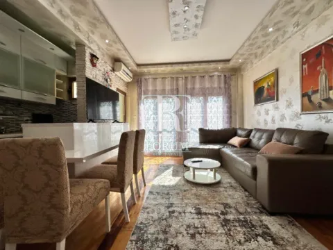 Izdavanje, dvosoban stan, 60m², Blok 9, Podgorica - image 5