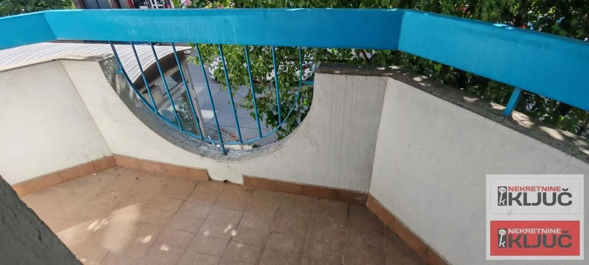 Izdavanje, dvosoban stan, 45m², Bulevar Oslobodjenja, Novi Sad Sve Podlokacije