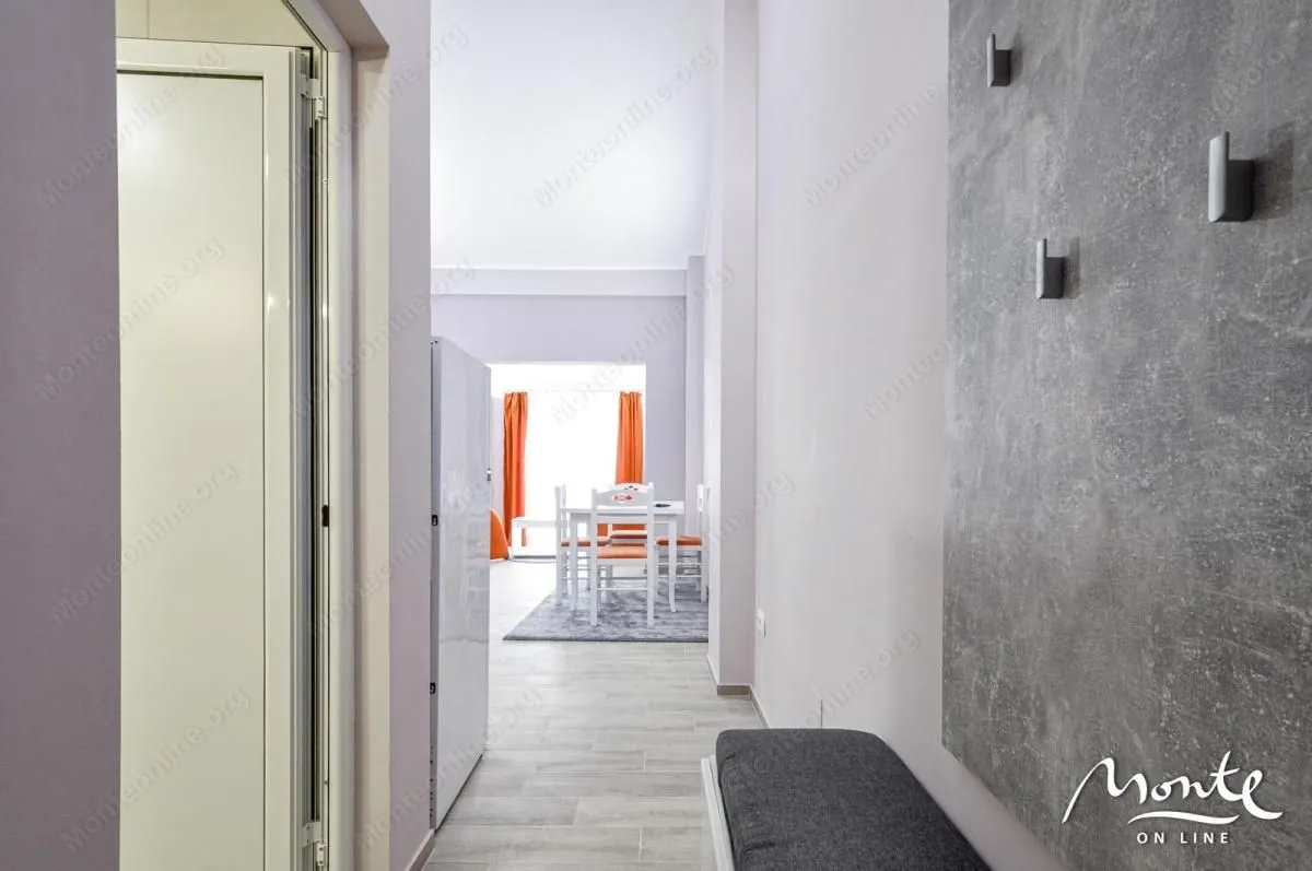 Prodaja, ugostiteljski objekat, 1256m², Centar, Budva