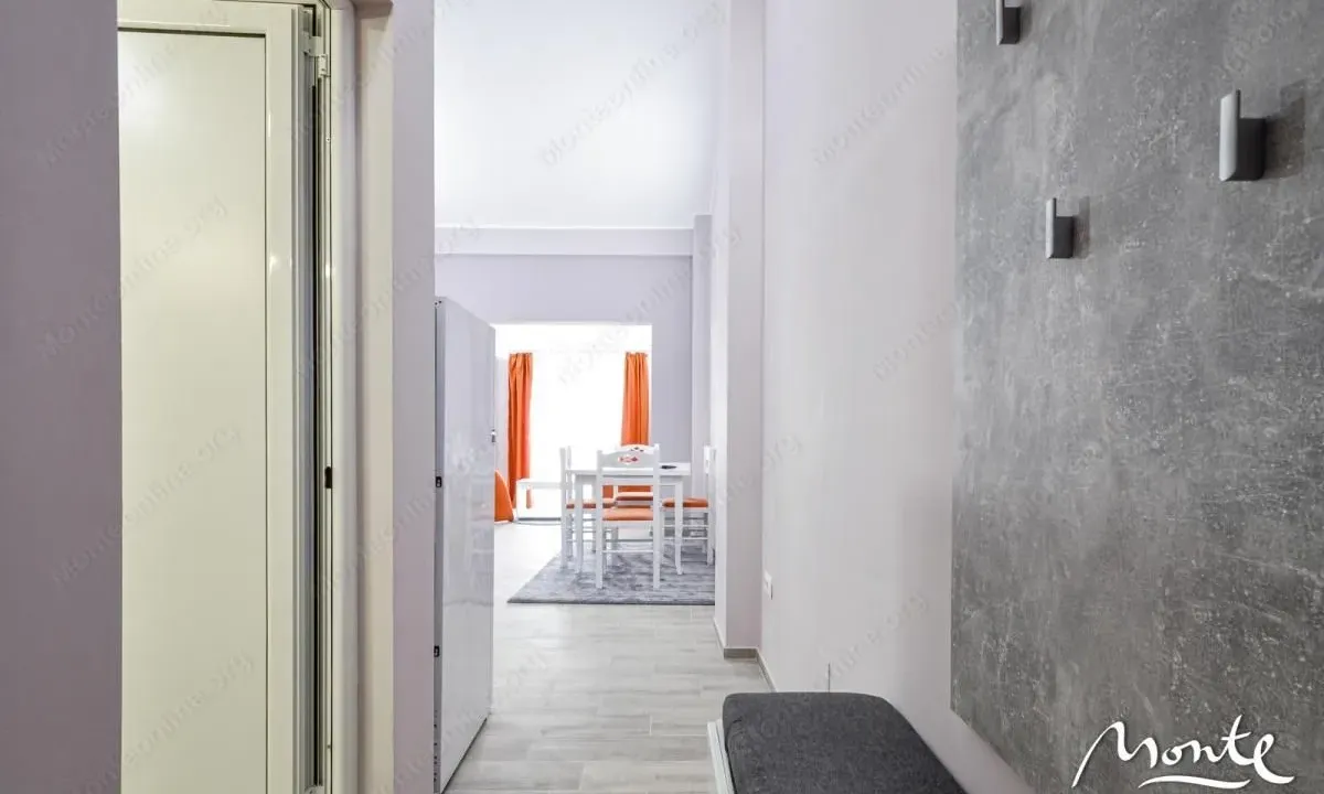 Sale, hospitality venue, 1256m², Centar, Budva