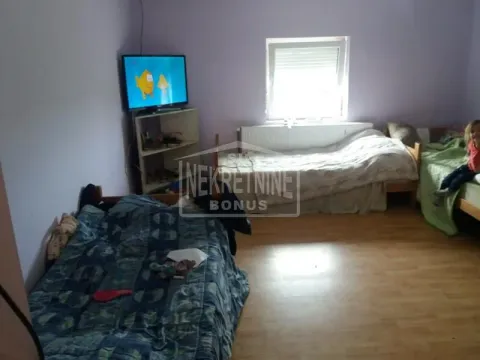 Prodaja, kuća, 130m², Peščara, Subotica - image 4