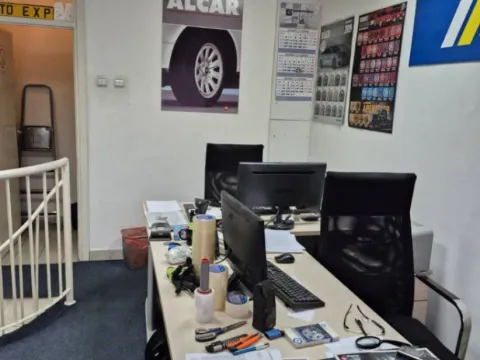 Poslovni prostor in Novi Beograd Blok 12